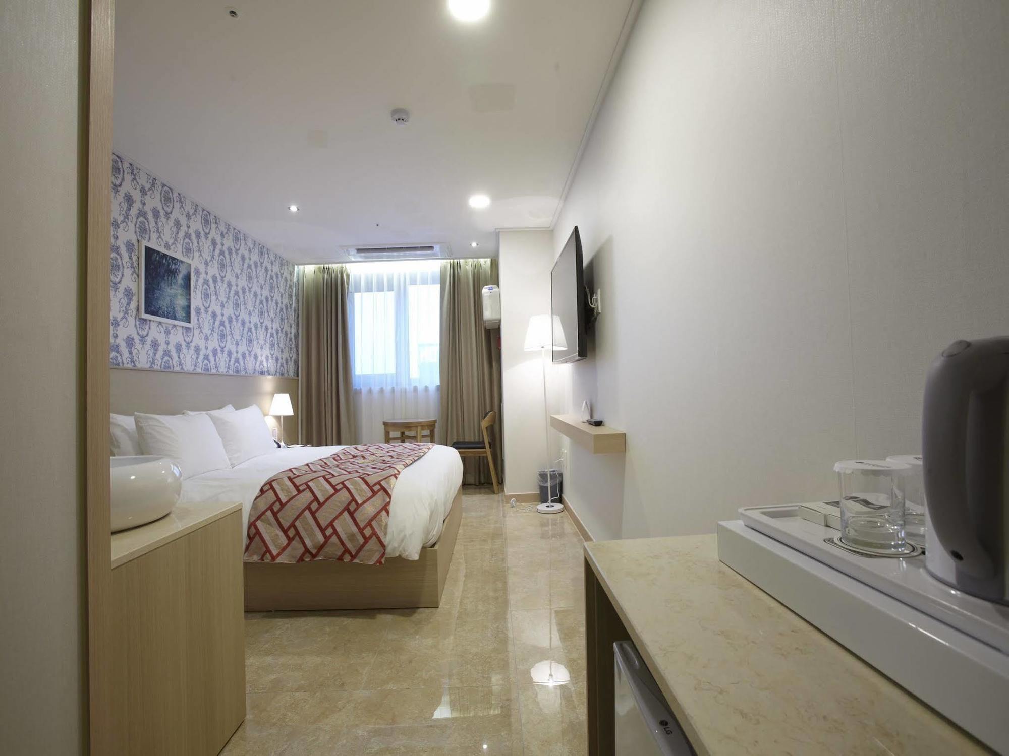 Hotel Sopra Incheon Cheongna Bagian luar foto