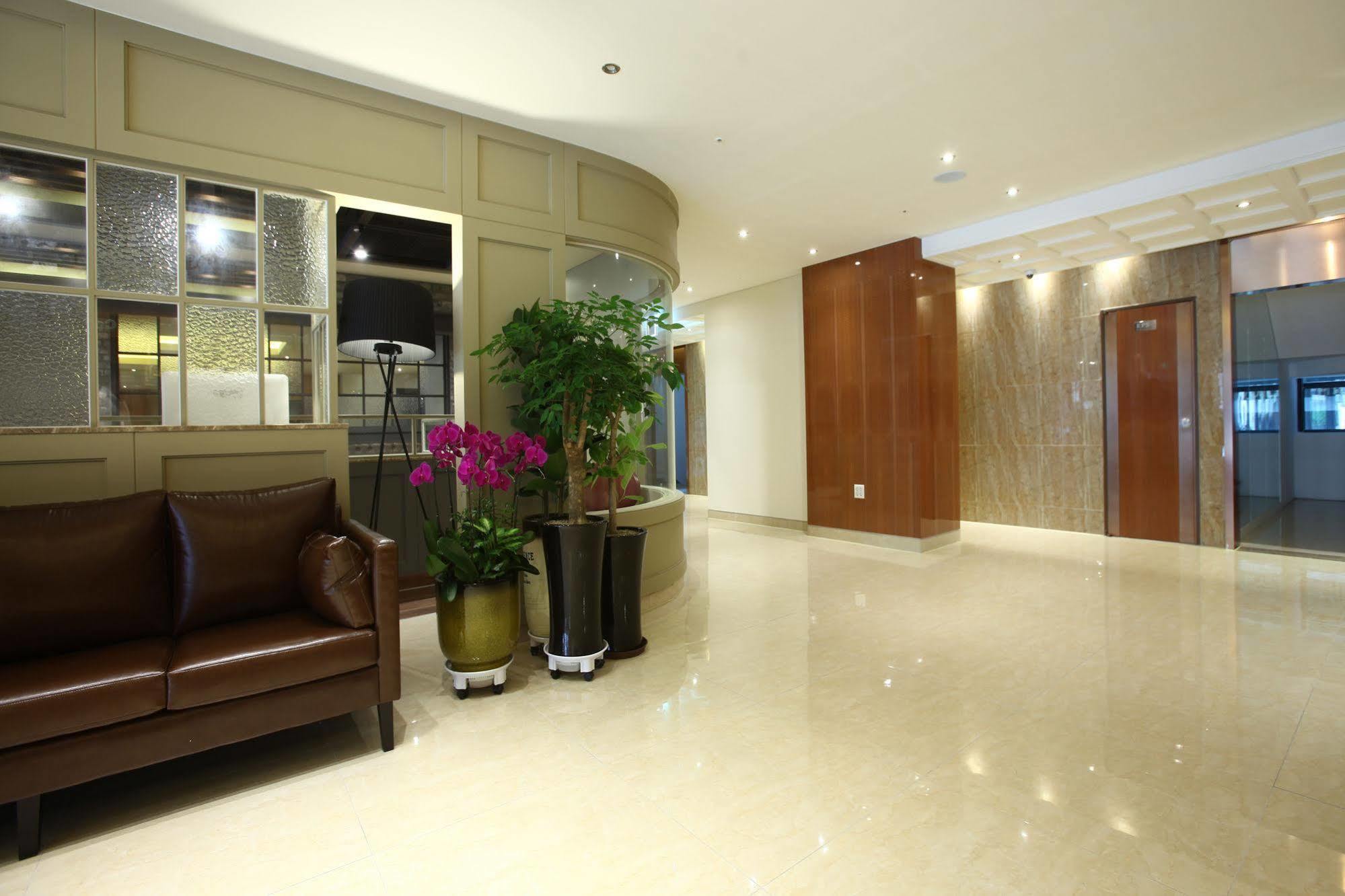 Hotel Sopra Incheon Cheongna Bagian luar foto