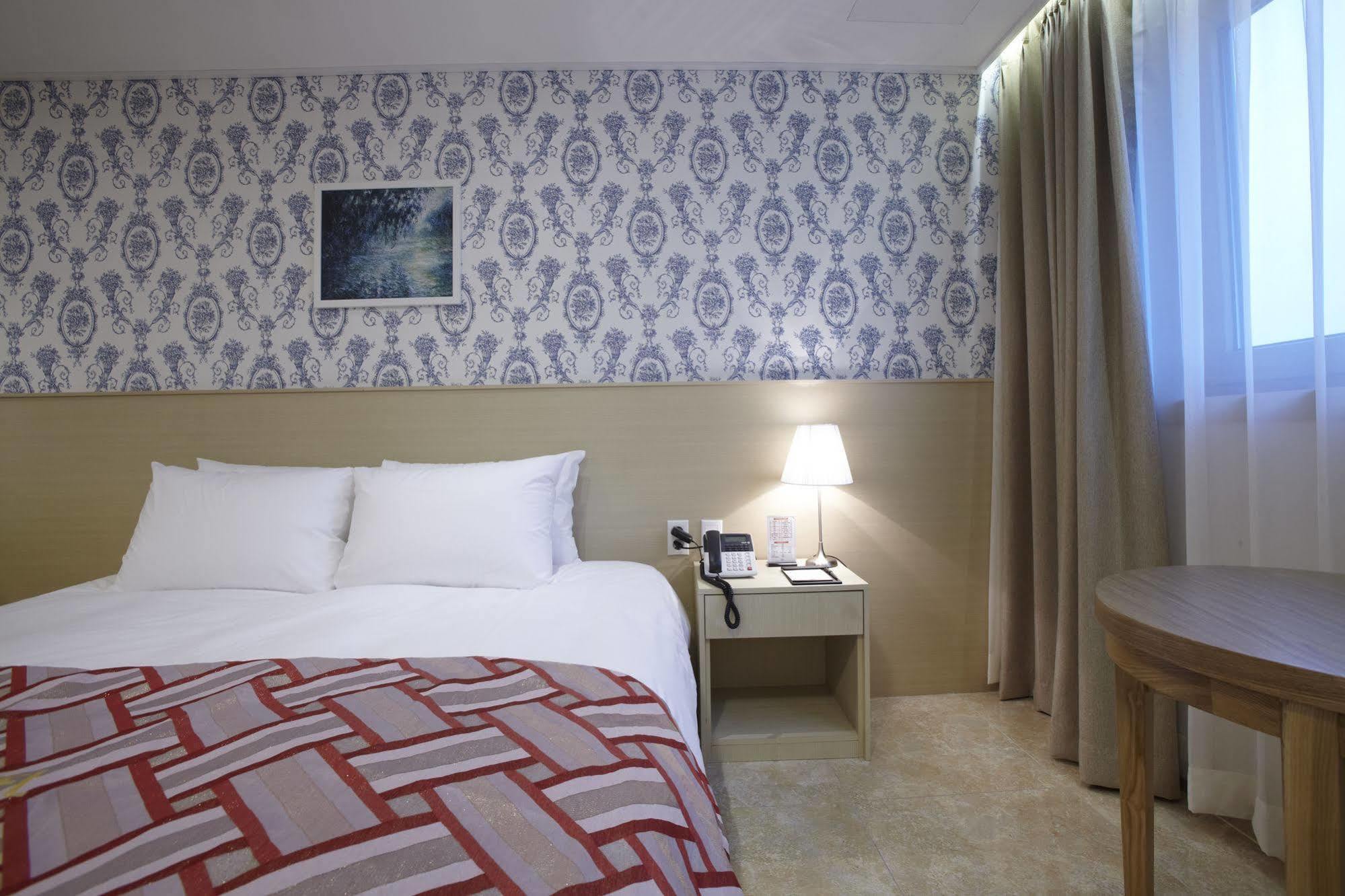 Hotel Sopra Incheon Cheongna Bagian luar foto